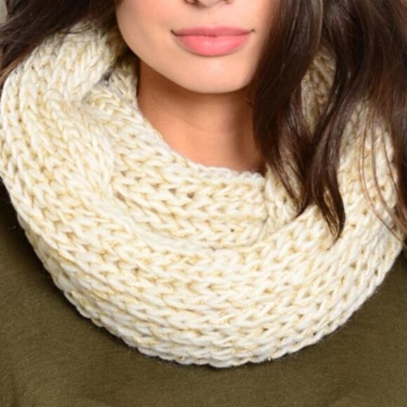 Warm Soft Cream Knitted Infinity Scarf - Picture 1 of 2